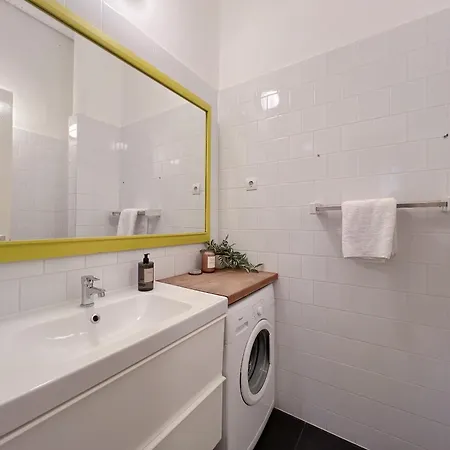 Experience Funky Stylish In The Heart Of Downtown * Budapest